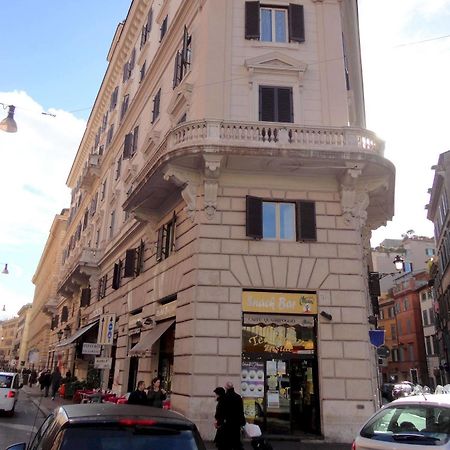 רומא Minihotel Azzurra מראה חיצוני תמונה
