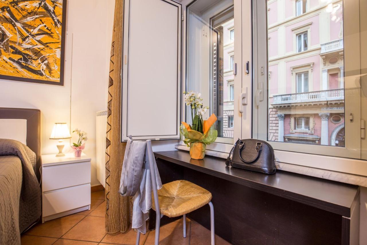 רומא Minihotel Azzurra מראה חיצוני תמונה