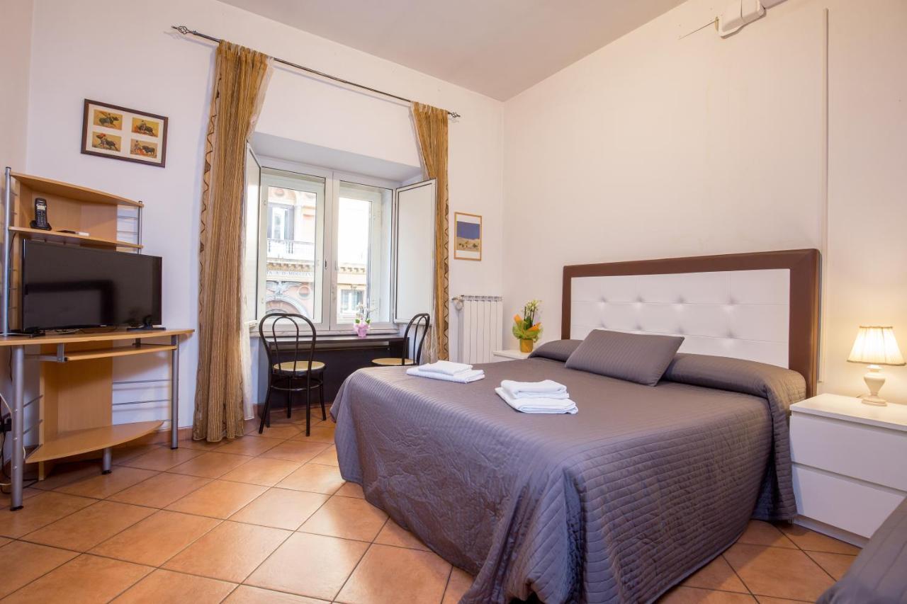 רומא Minihotel Azzurra מראה חיצוני תמונה