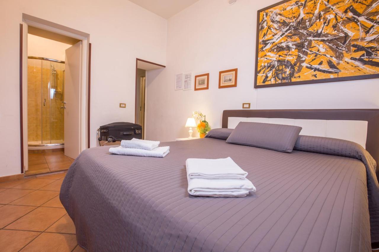 רומא Minihotel Azzurra מראה חיצוני תמונה